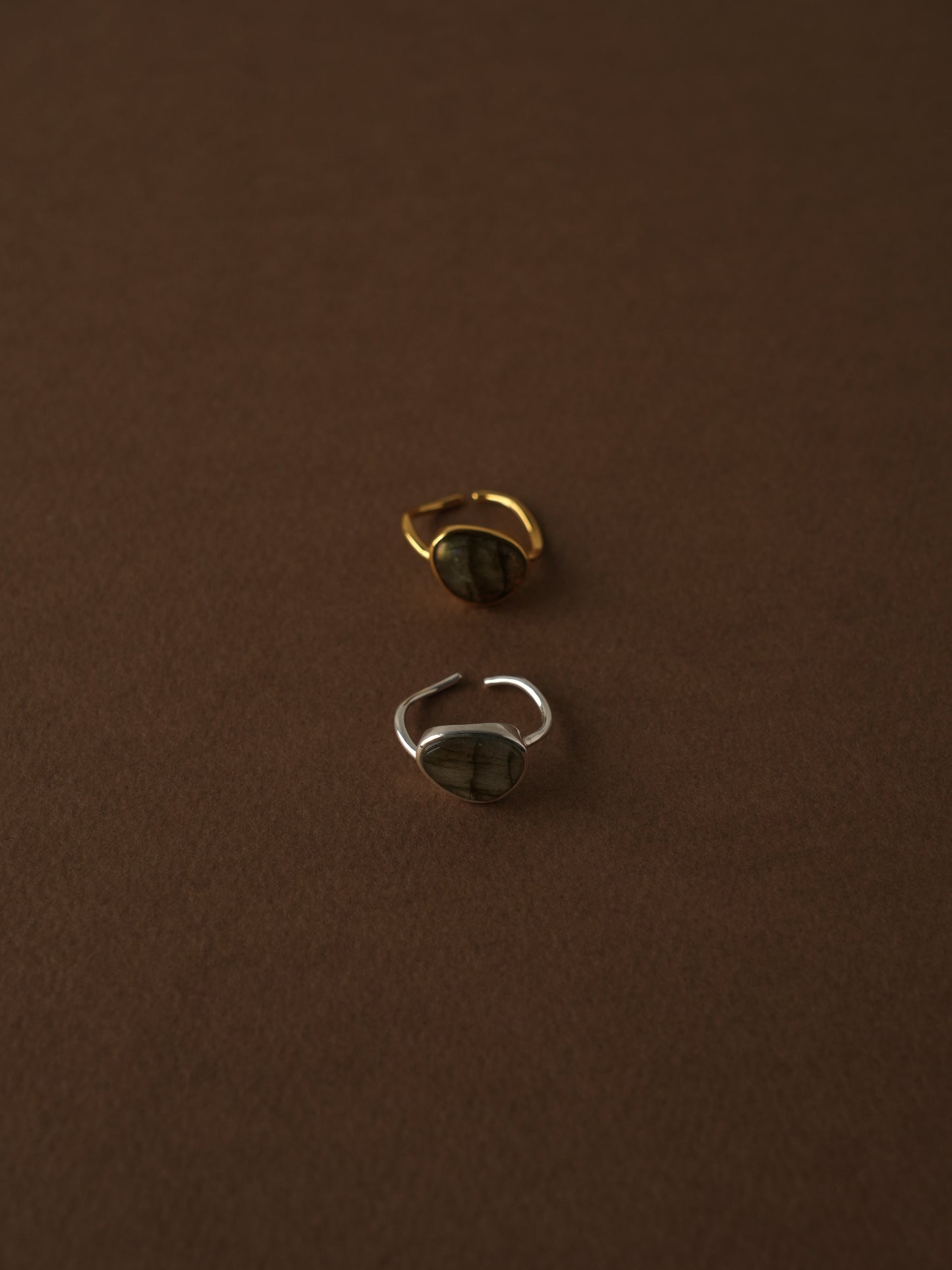 シルバー925 リング 金属アレルギー対応 レディース LENERA 着用イメージ