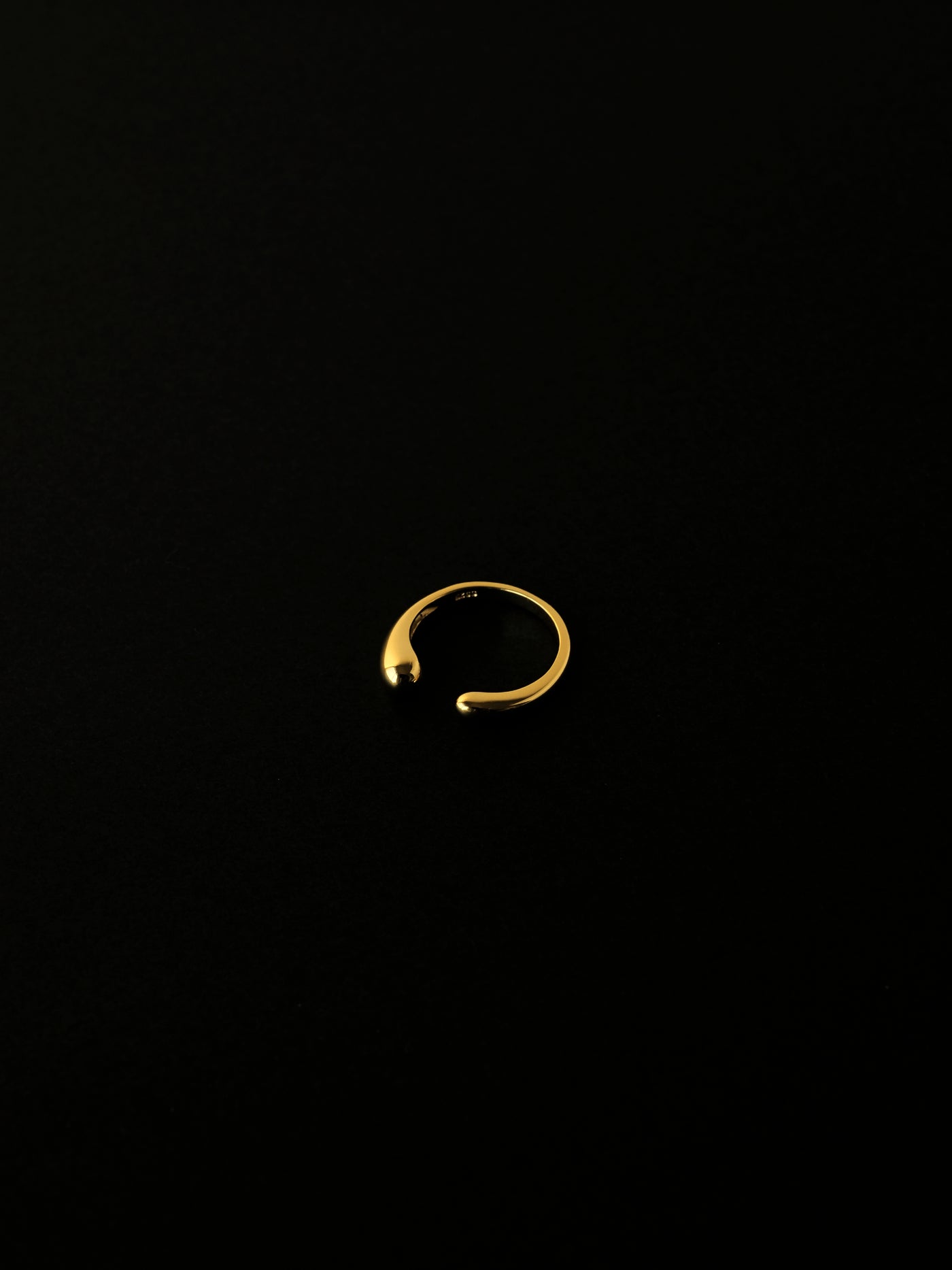 asymmetric ring
