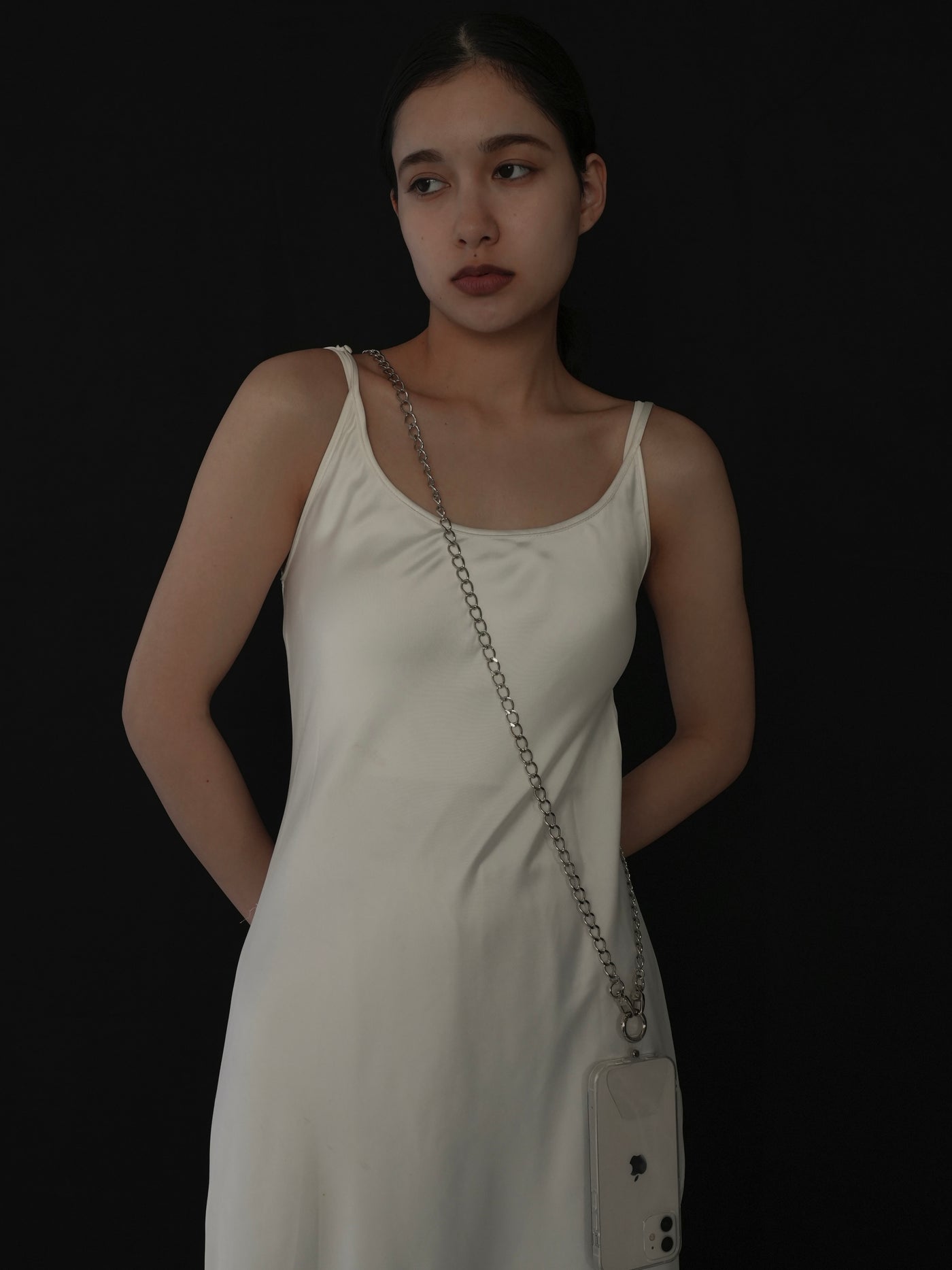 yuna smartphone shoulder - maro -