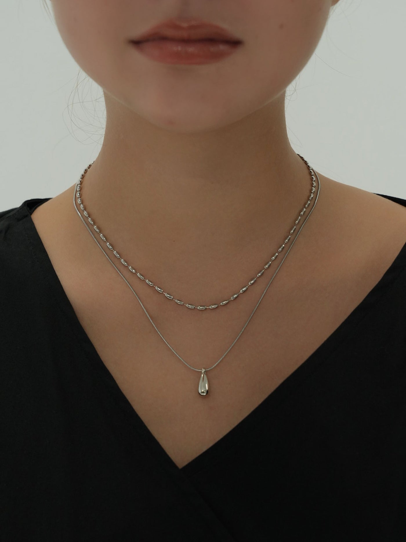 drop&chain layered necklace