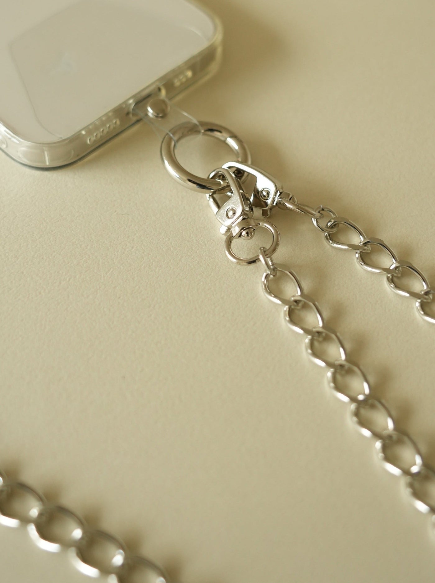 yuna smartphone shoulder - maro -