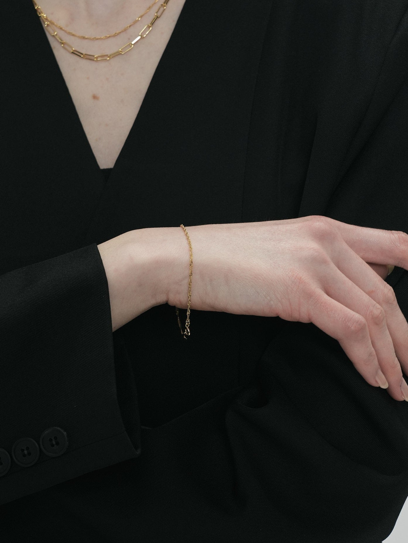 ゴールド ブレスレット 大人上品 レディース LENERA ディテール