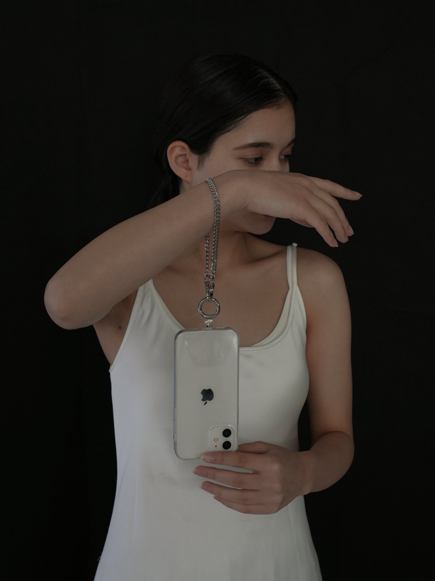 スマホストラップ 大人 おしゃれ チェーン LENERA サイズ感