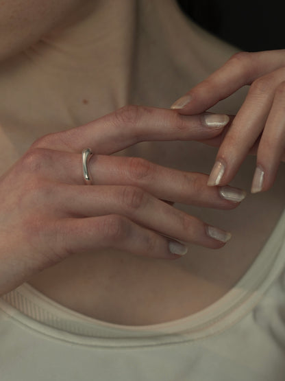 flat curve ring