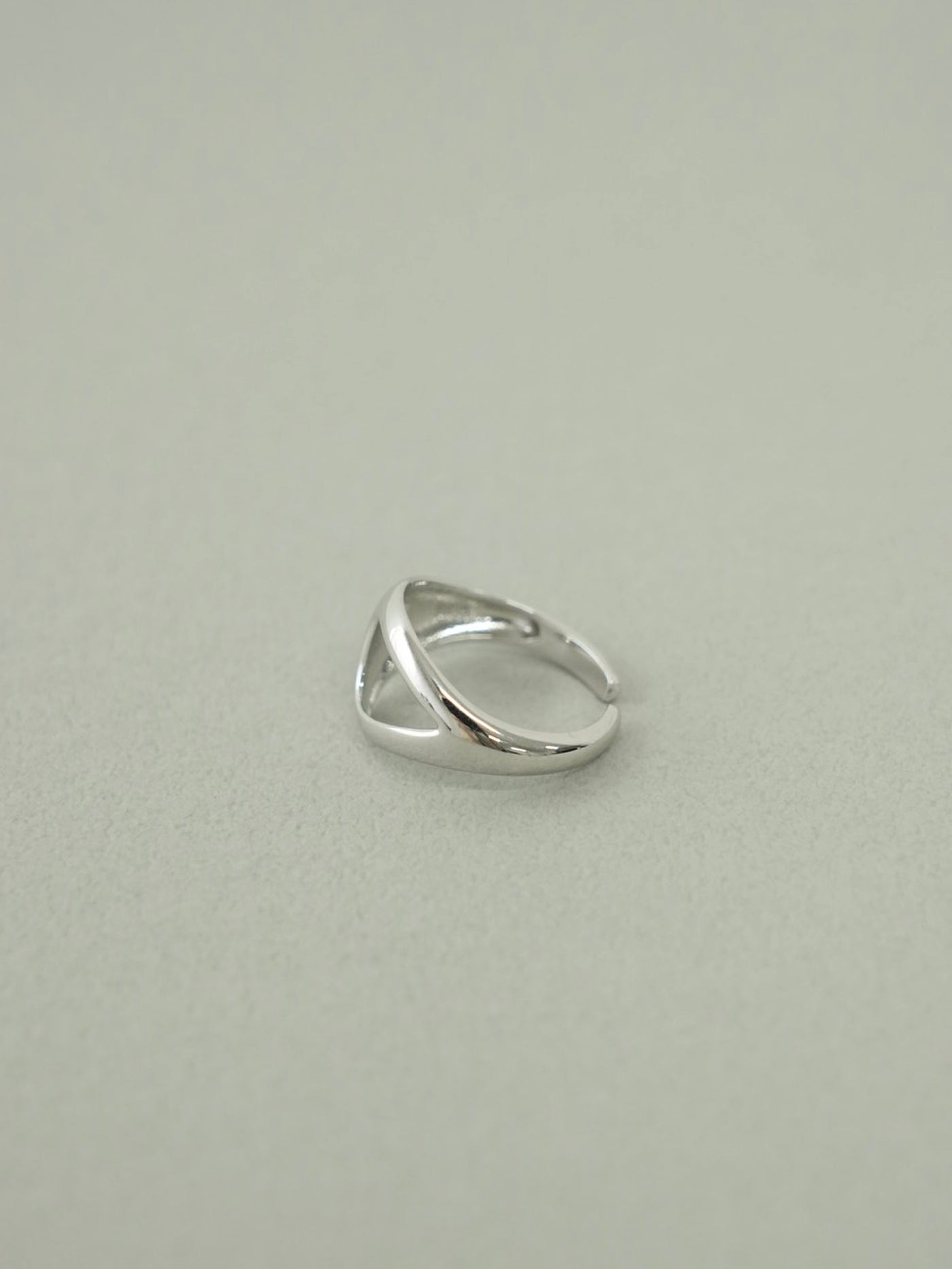 シルバー925 リング 金属アレルギー対応 レディース LENERA 着用イメージ