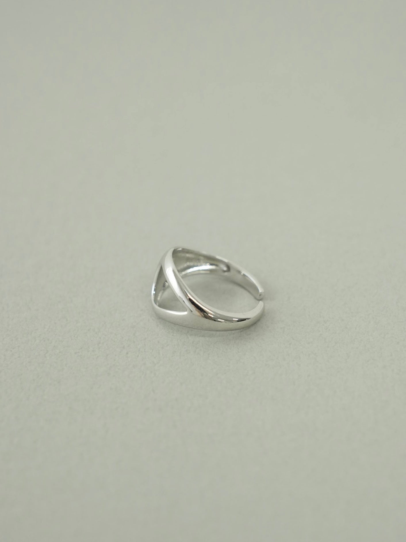 シルバー925 リング 金属アレルギー対応 レディース LENERA 着用イメージ