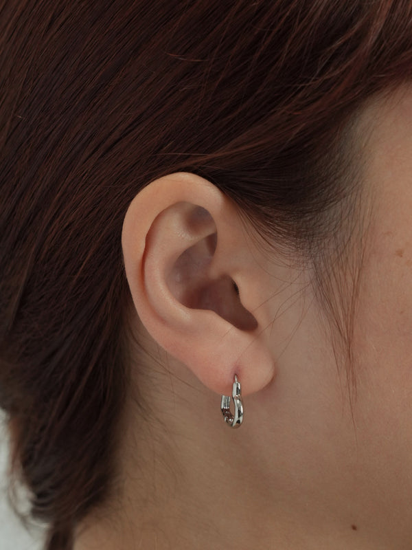 シルバー925 ピアス 金属アレルギー対応 レディース LENERA ディテール
