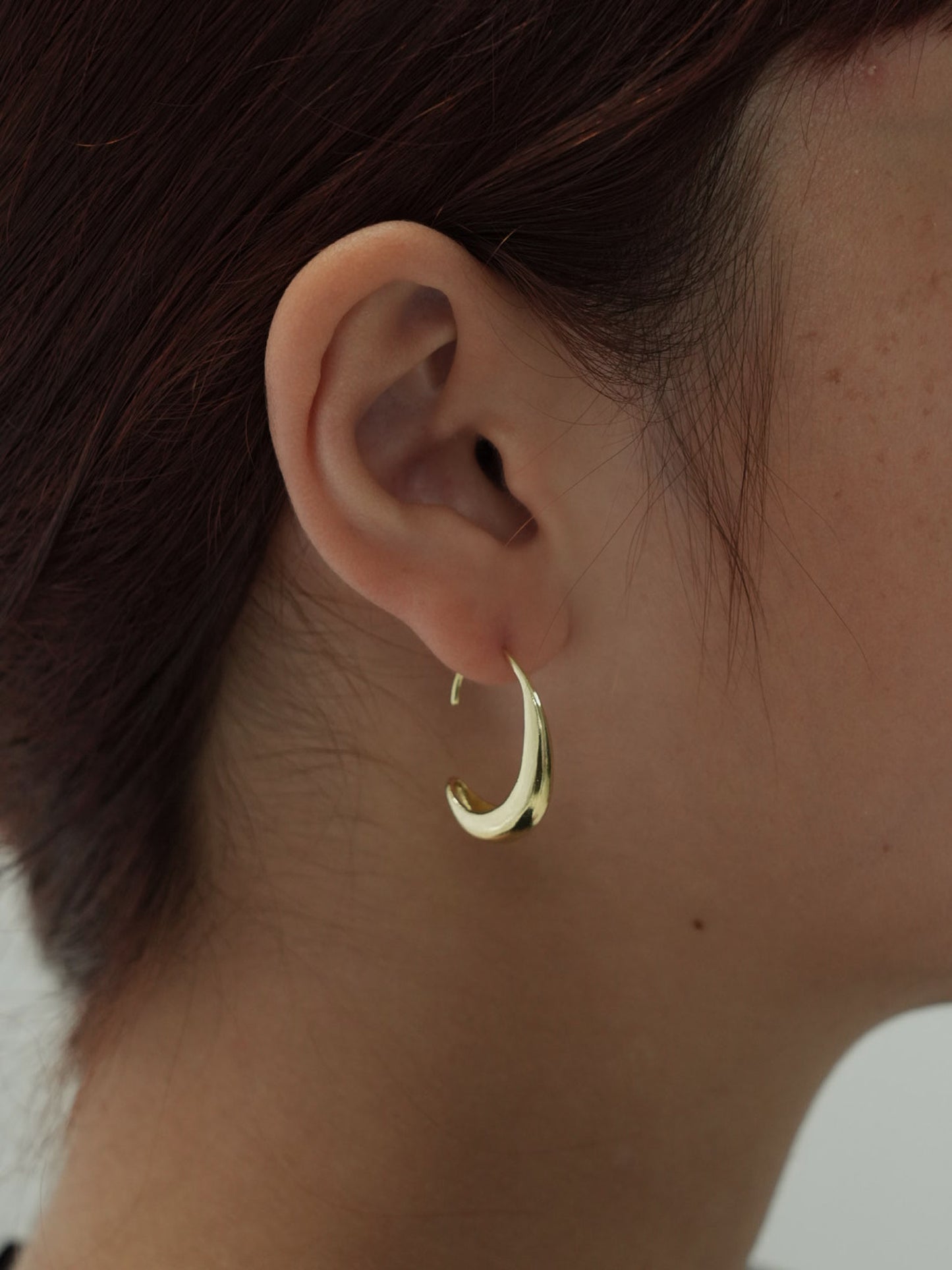 ゴールド ピアス 大人上品 レディース LENERA 素材アップ