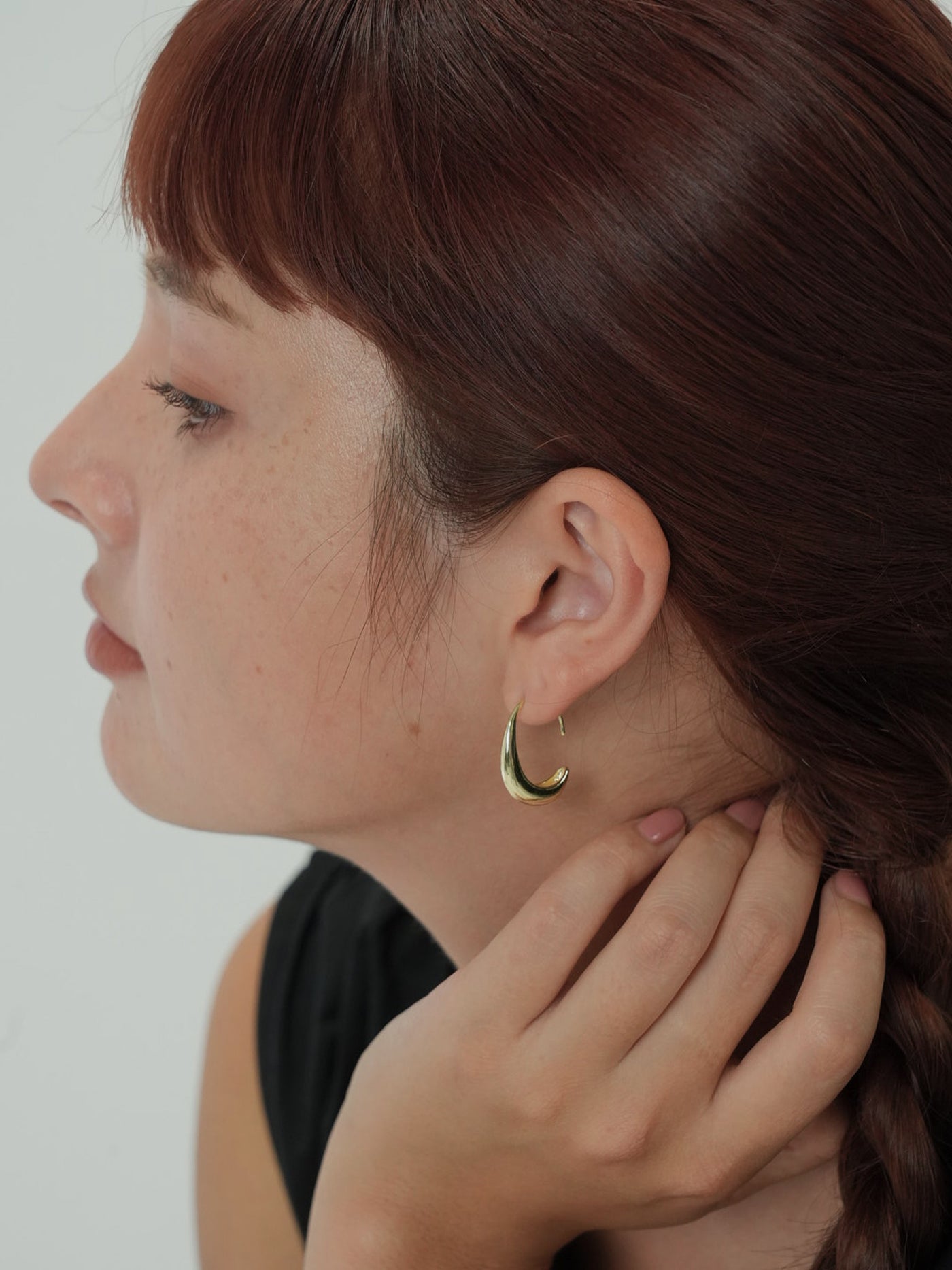 ゴールド ピアス 大人上品 レディース LENERA ディテール