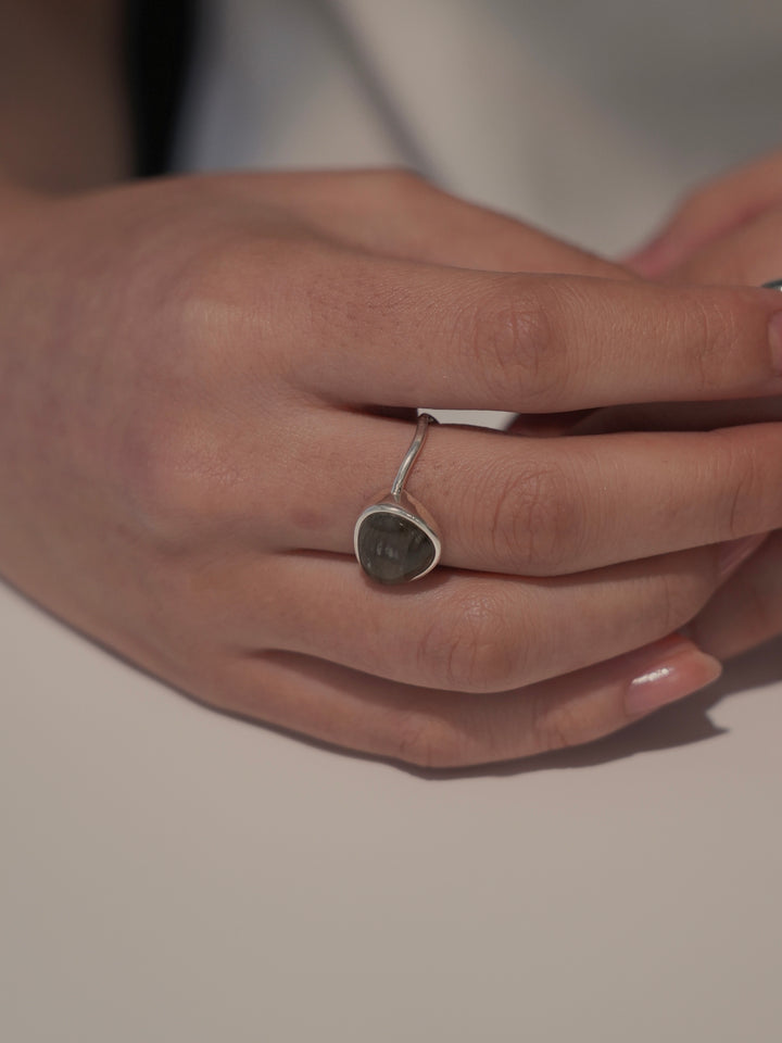 ellipse ring(rocher lunaire)