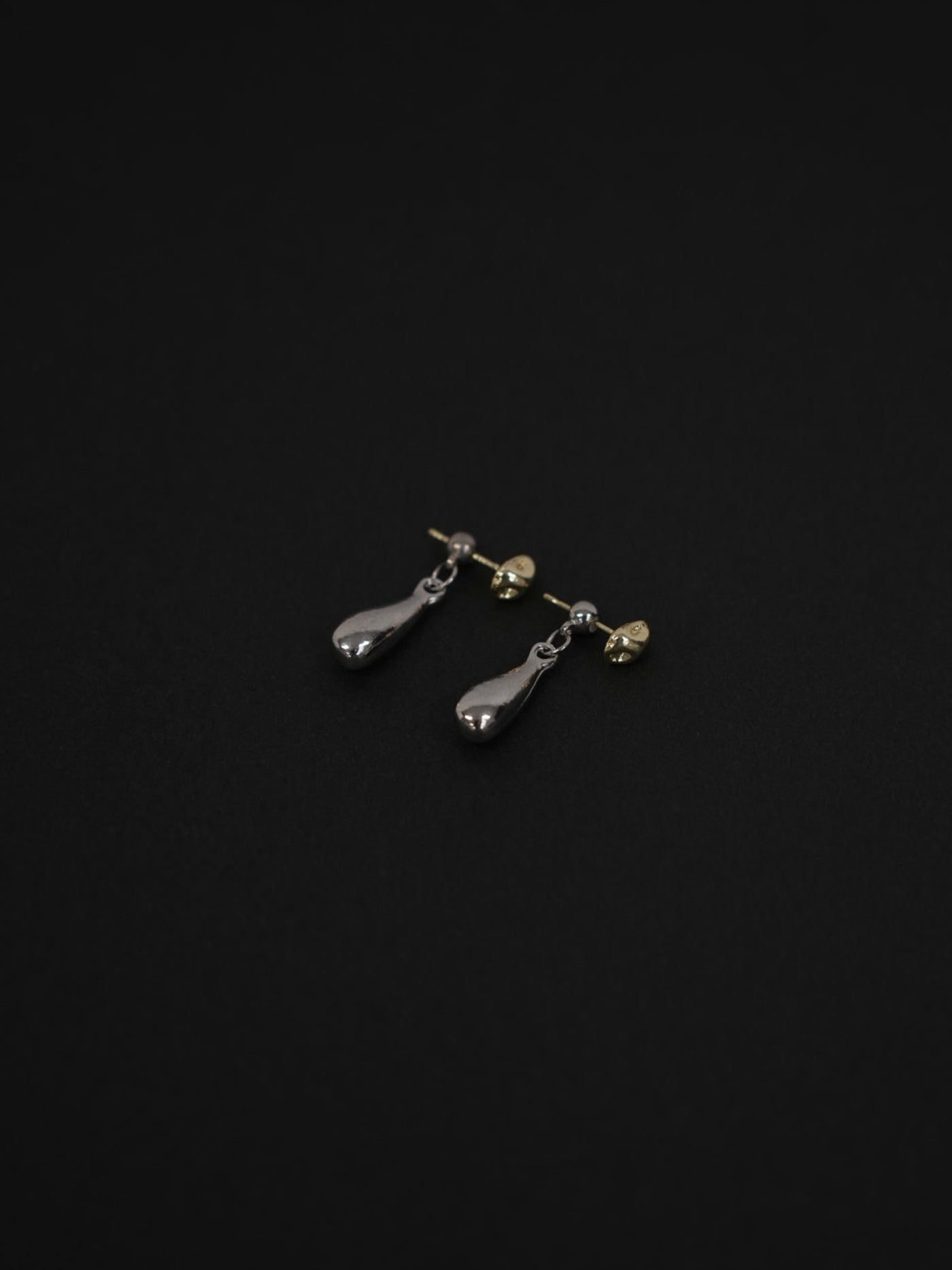 シルバー925 ピアス 金属アレルギー対応 レディース LENERA 着用イメージ
