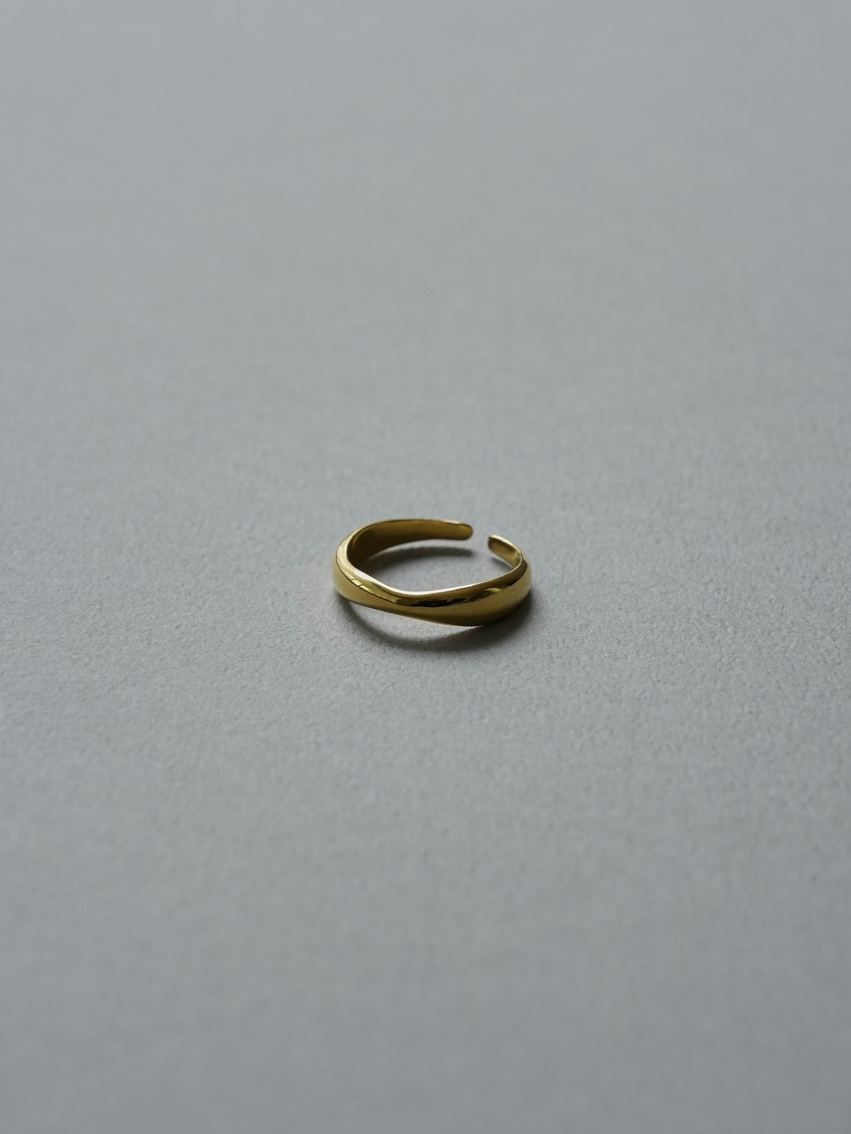 gently wave ring