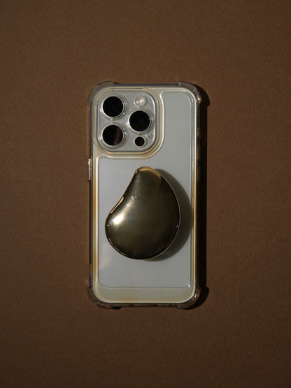 スマホグリップ 大人 おしゃれ チェーン LENERA 着用イメージ