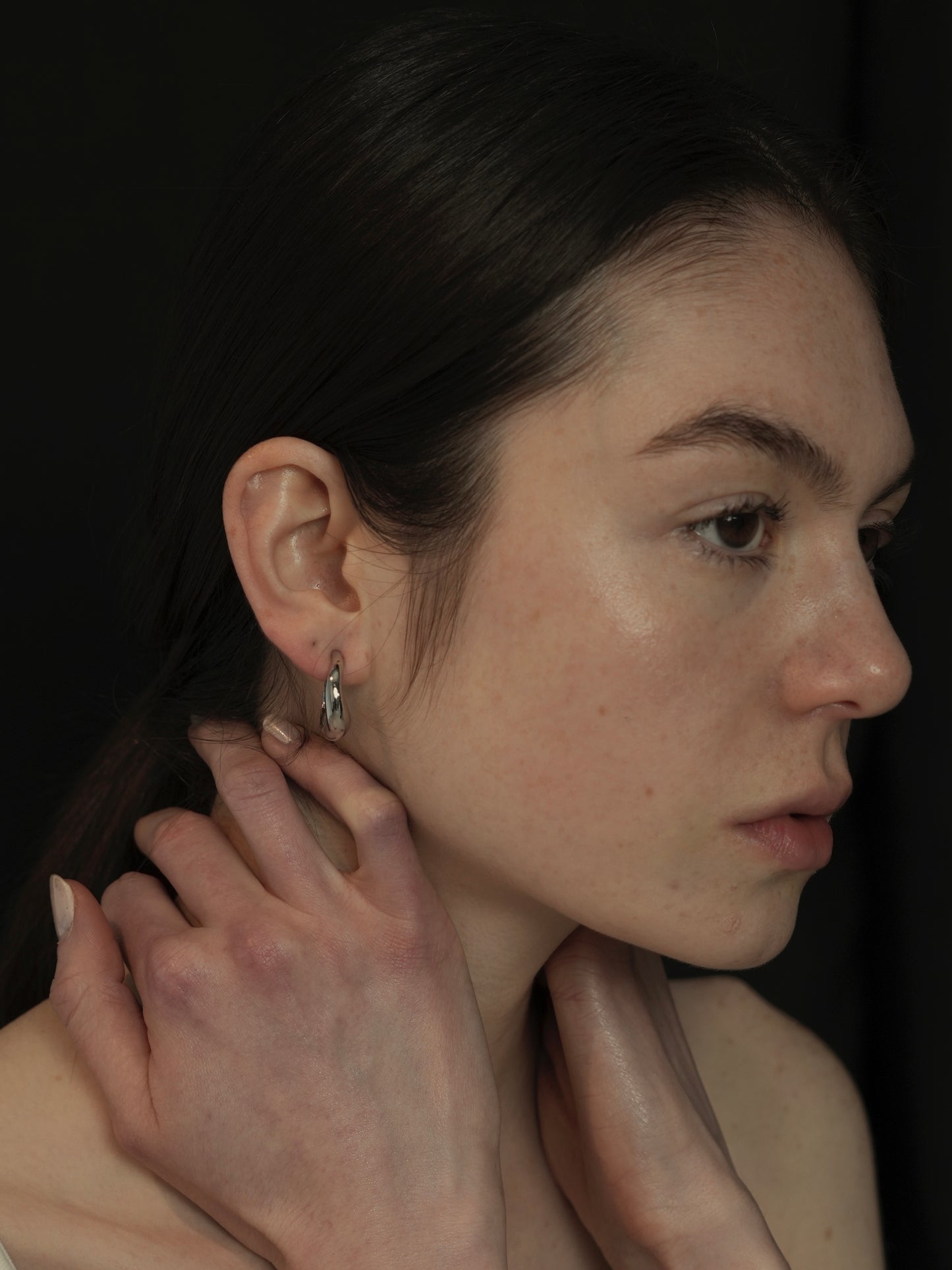 plump curve earring