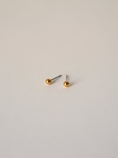 サージカルステンレス ピアス 金属アレルギー対応 レディース LENERA サイズ感