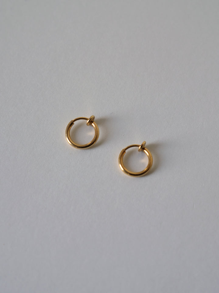 mini hoop earring