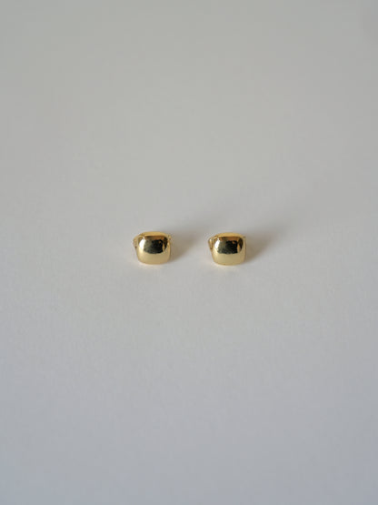 ゴールド ピアス 大人上品 レディース LENERA 素材アップ