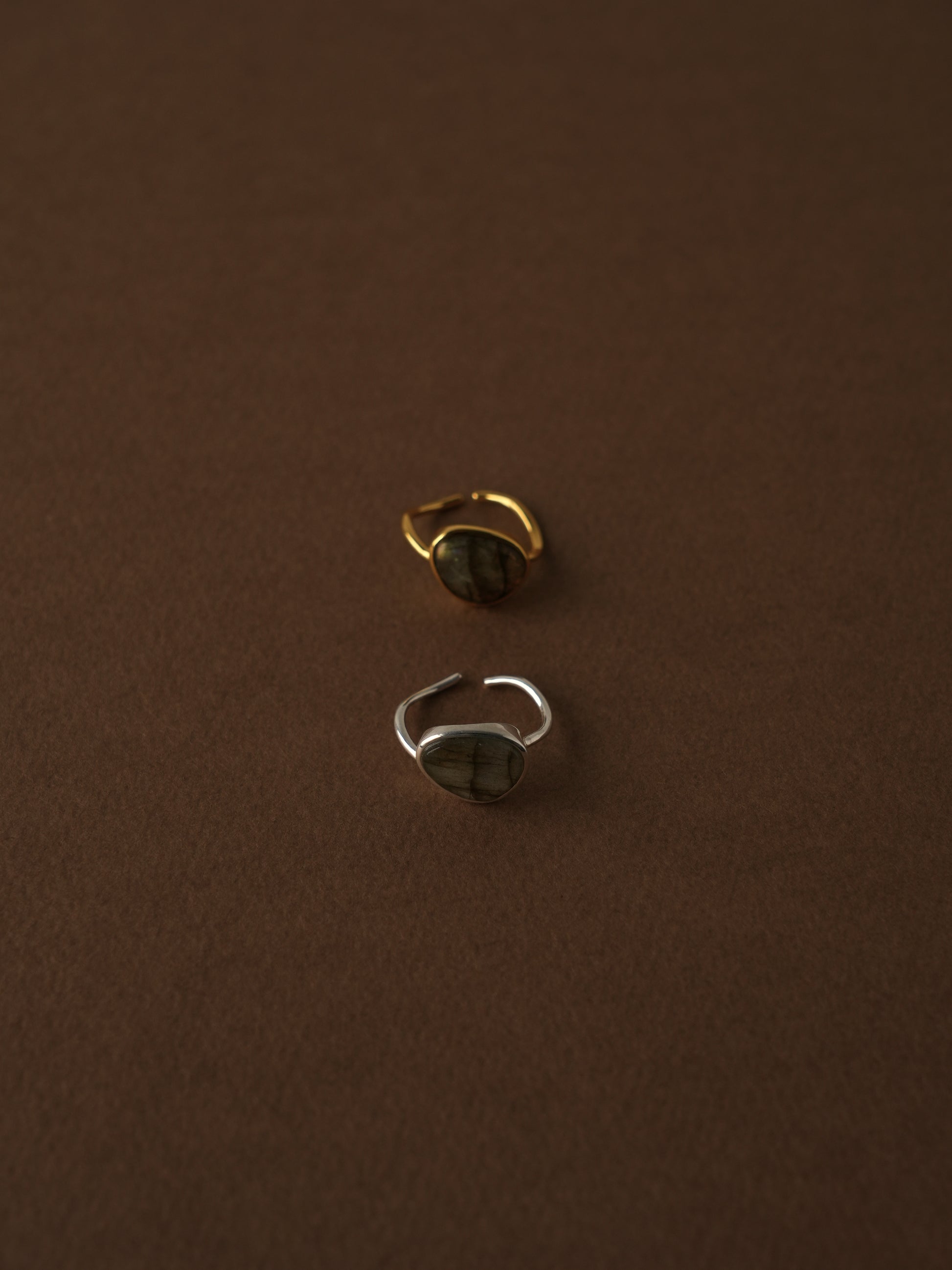 シルバー925 リング 金属アレルギー対応 レディース LENERA 着用イメージ