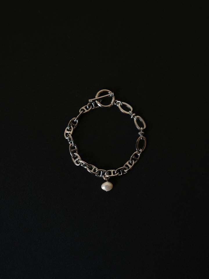 pearl chain brace