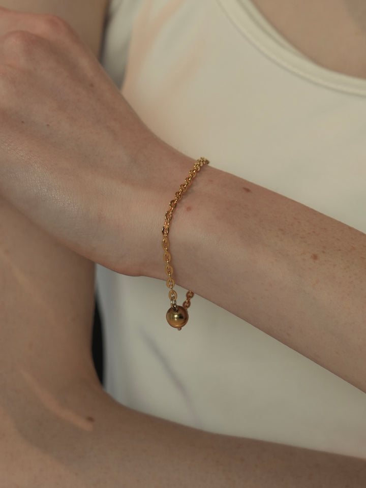 aimant modere chain bracelet