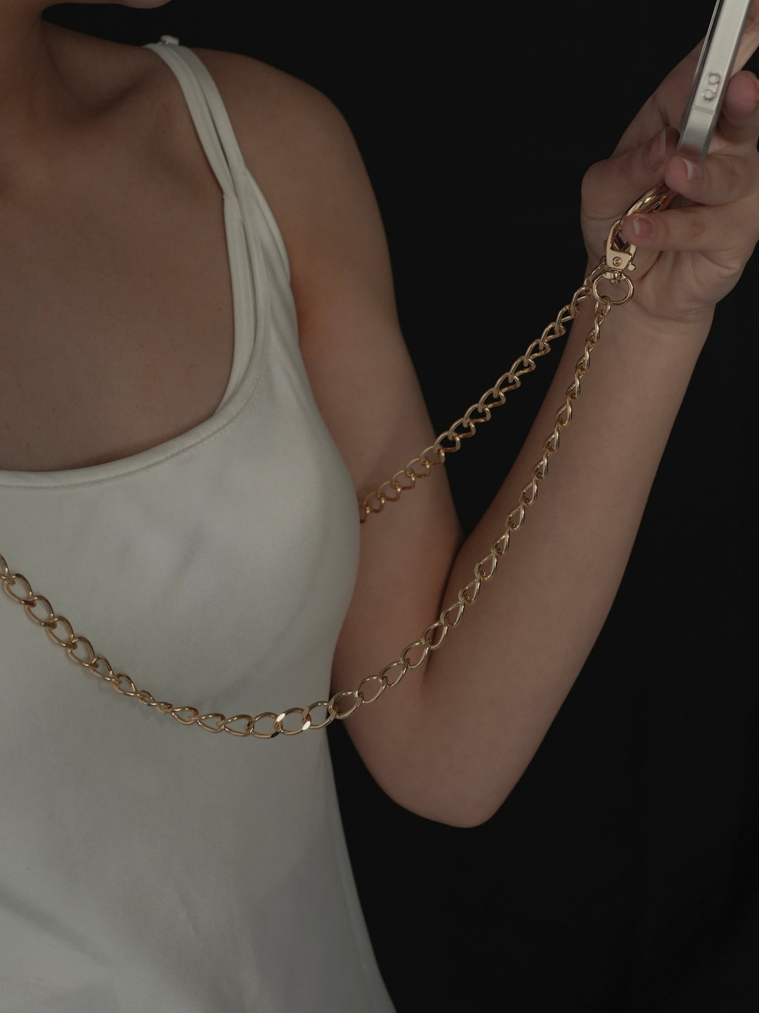 yuna smartphone shoulder - maro -