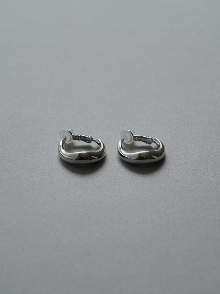 plump curve earring