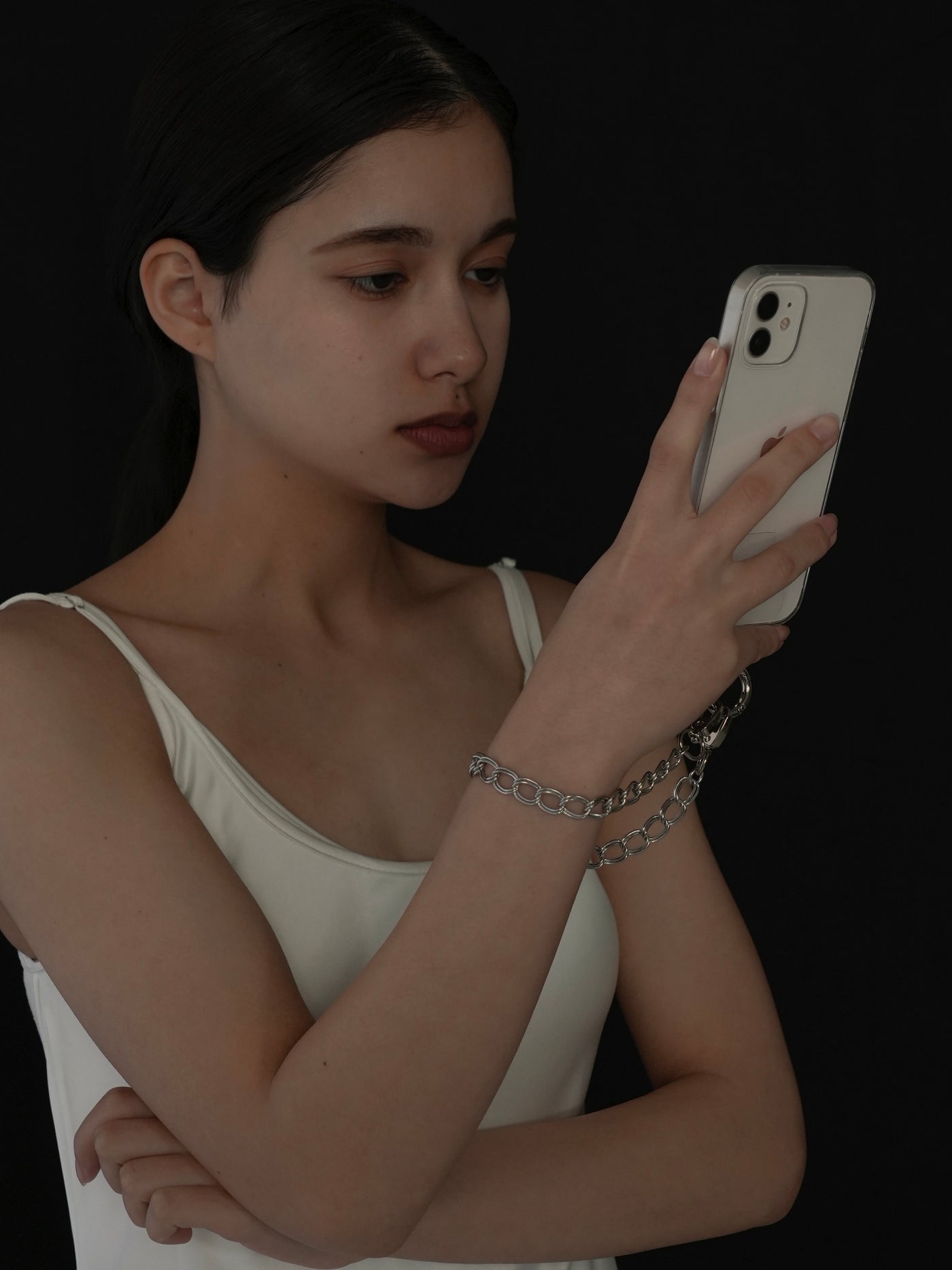 スマホストラップ 大人 おしゃれ チェーン LENERA サイズ感