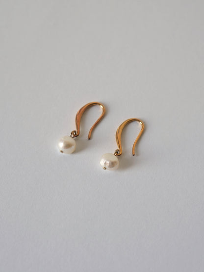 淡水パール ピアス 大人上品 レディース LENERA カラー
