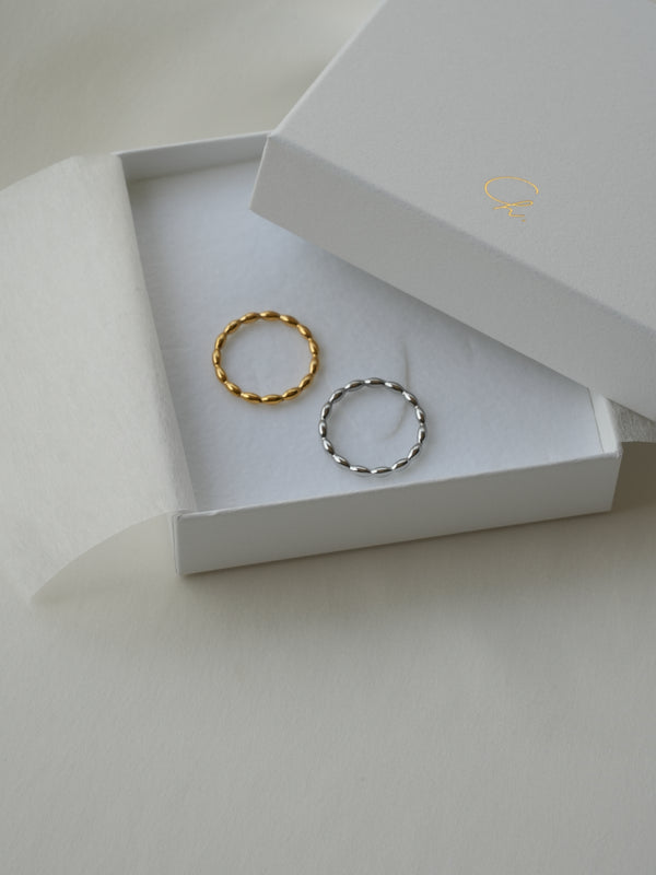 サージカルステンレス リング 金属アレルギー対応 レディース LENERA サイズ感
