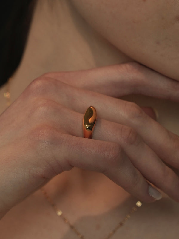 サージカルステンレス リング 金属アレルギー対応 レディース LENERA ディテール