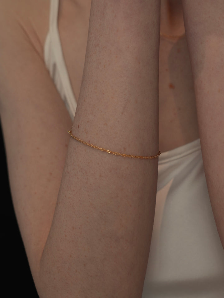 oli chain bracelet ( sparkle )