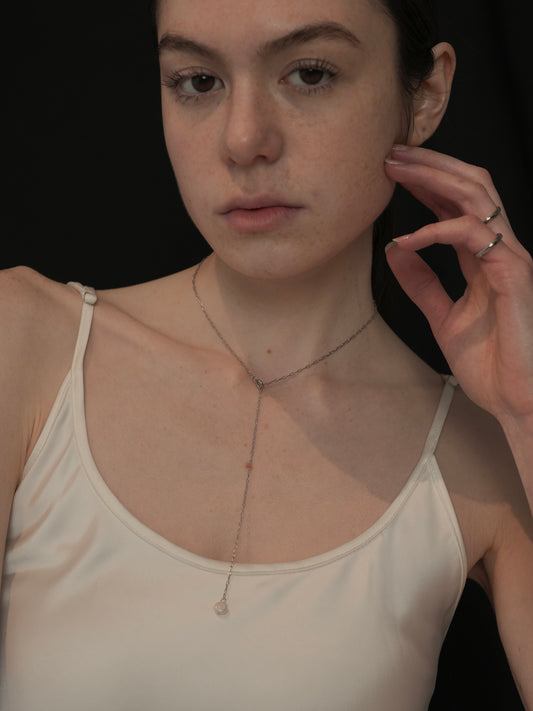 pearl sway necklace - pas -