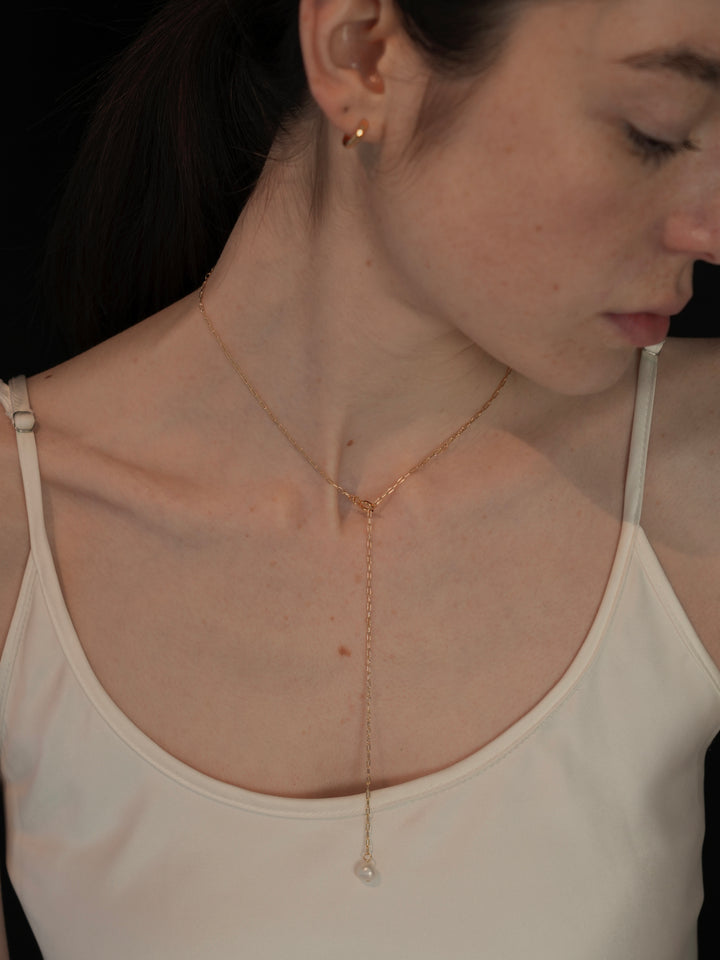 pearl sway necklace - pas -