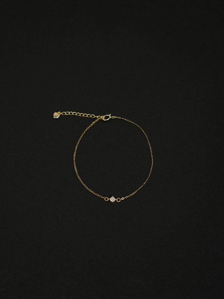 lingering day bracelet