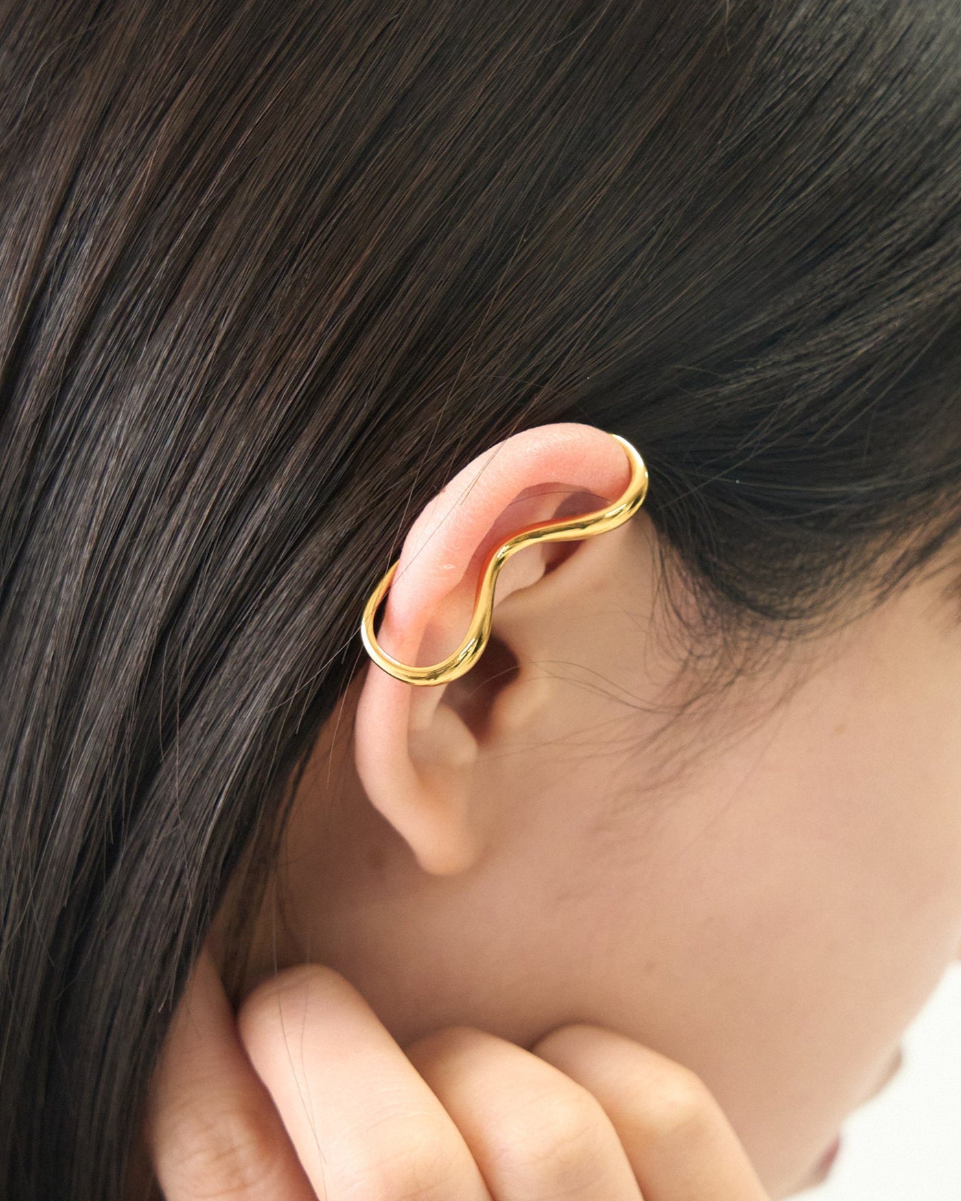ゴールド イヤーカフ 大人上品 レディース LENERA サイズ感