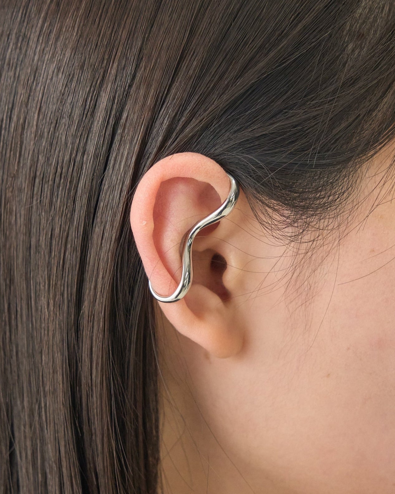 ゴールド イヤーカフ 大人上品 レディース LENERA サイズ感