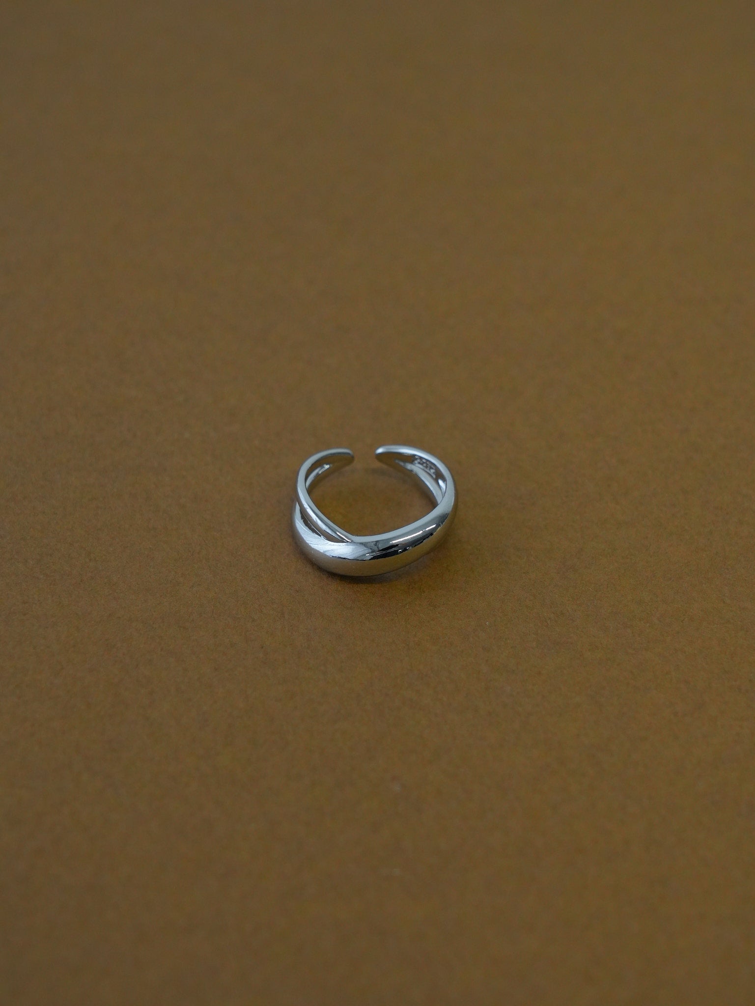 ゴールド リング 大人上品 レディース LENERA カラー
