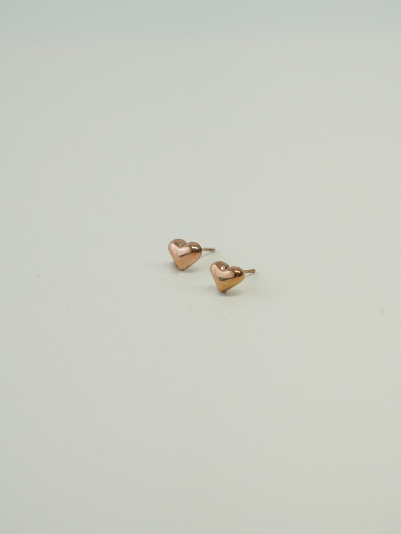 サージカルステンレス ピアス 金属アレルギー対応 レディース LENERA ディテール