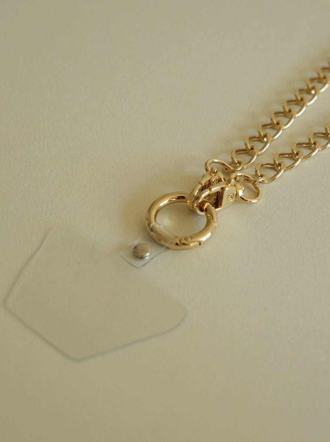 yuna smartphone shoulder - maro -